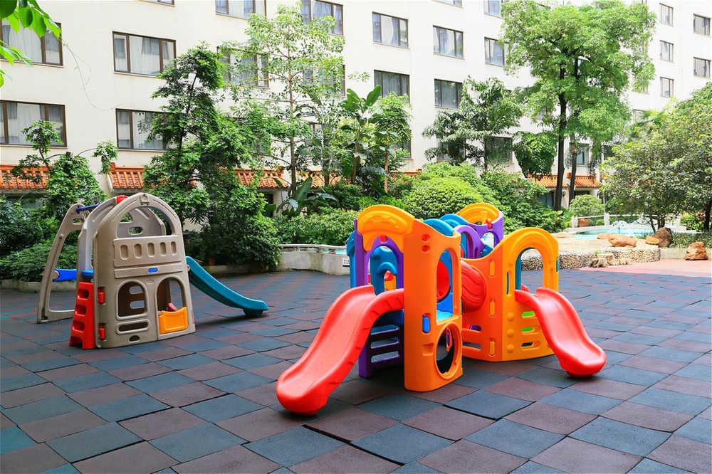 China Hotel Guangzhou - Subway Direct To Pazhou Exhibition Center, Free Shuttle During Canton Fair & Exhibitor Registration Counter Екстер'єр фото Playground