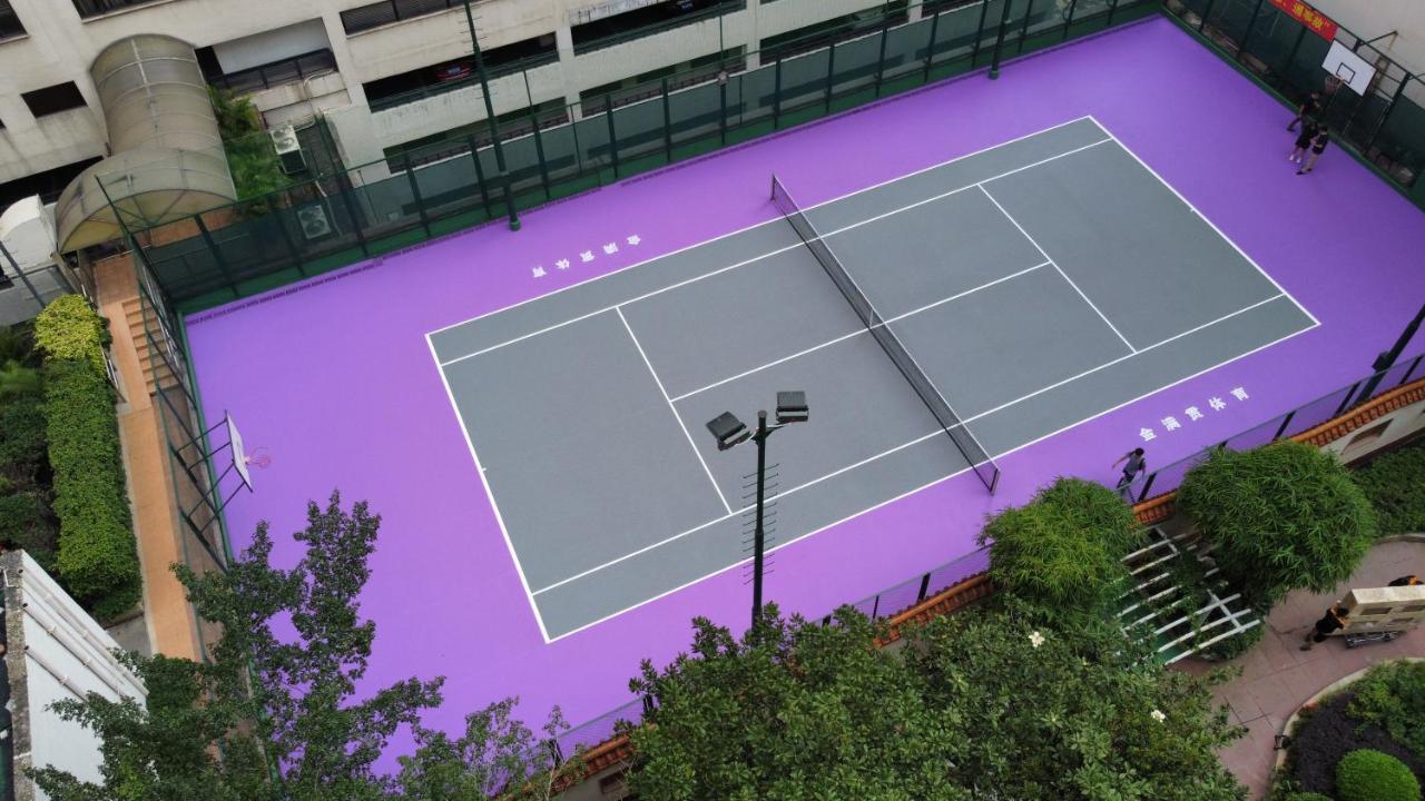 China Hotel Guangzhou - Subway Direct To Pazhou Exhibition Center, Free Shuttle During Canton Fair & Exhibitor Registration Counter Екстер'єр фото Tennis court at the school