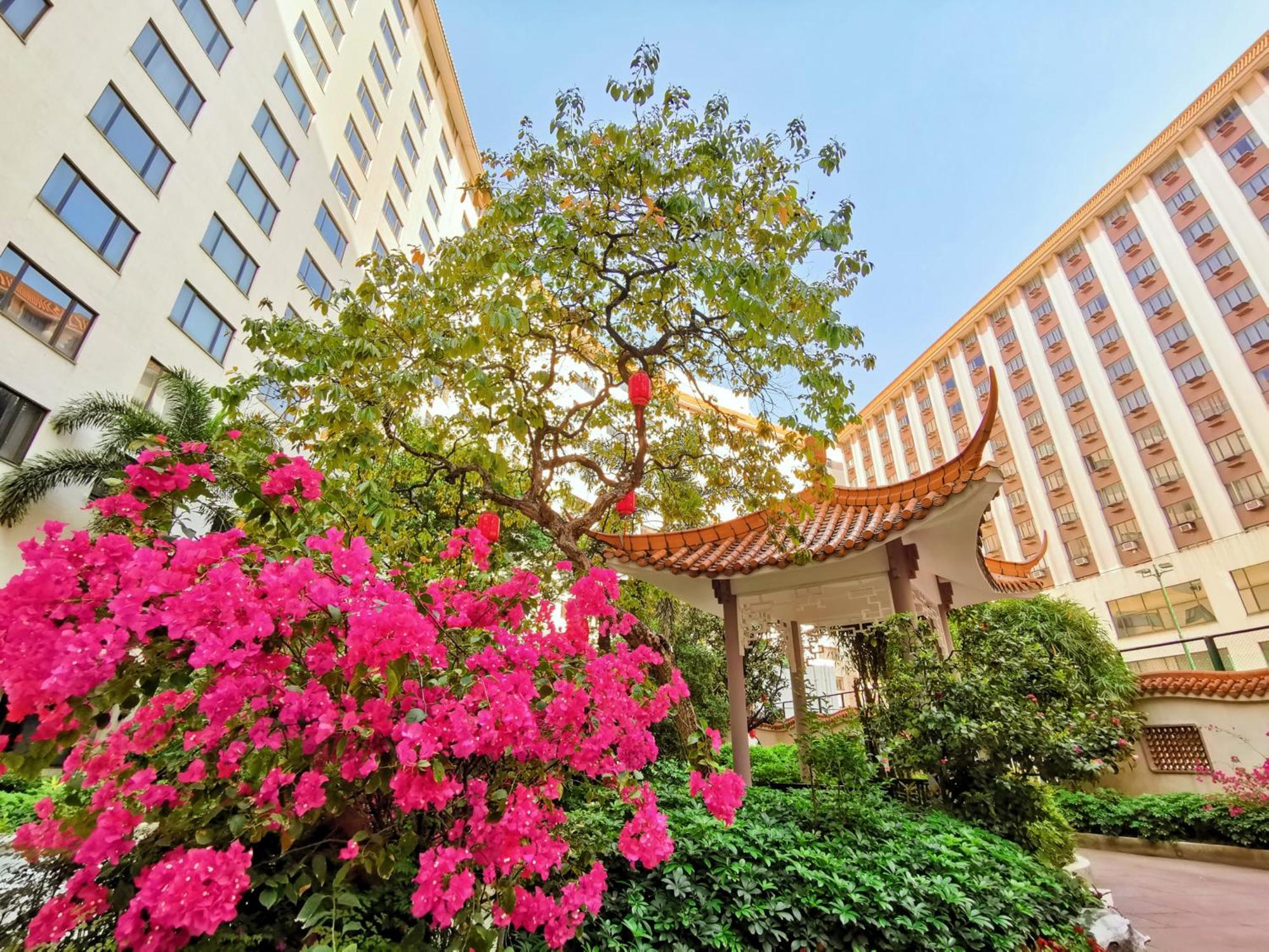 China Hotel Guangzhou - Subway Direct To Pazhou Exhibition Center, Free Shuttle During Canton Fair & Exhibitor Registration Counter Екстер'єр фото The Chinese University of Hong Kong
